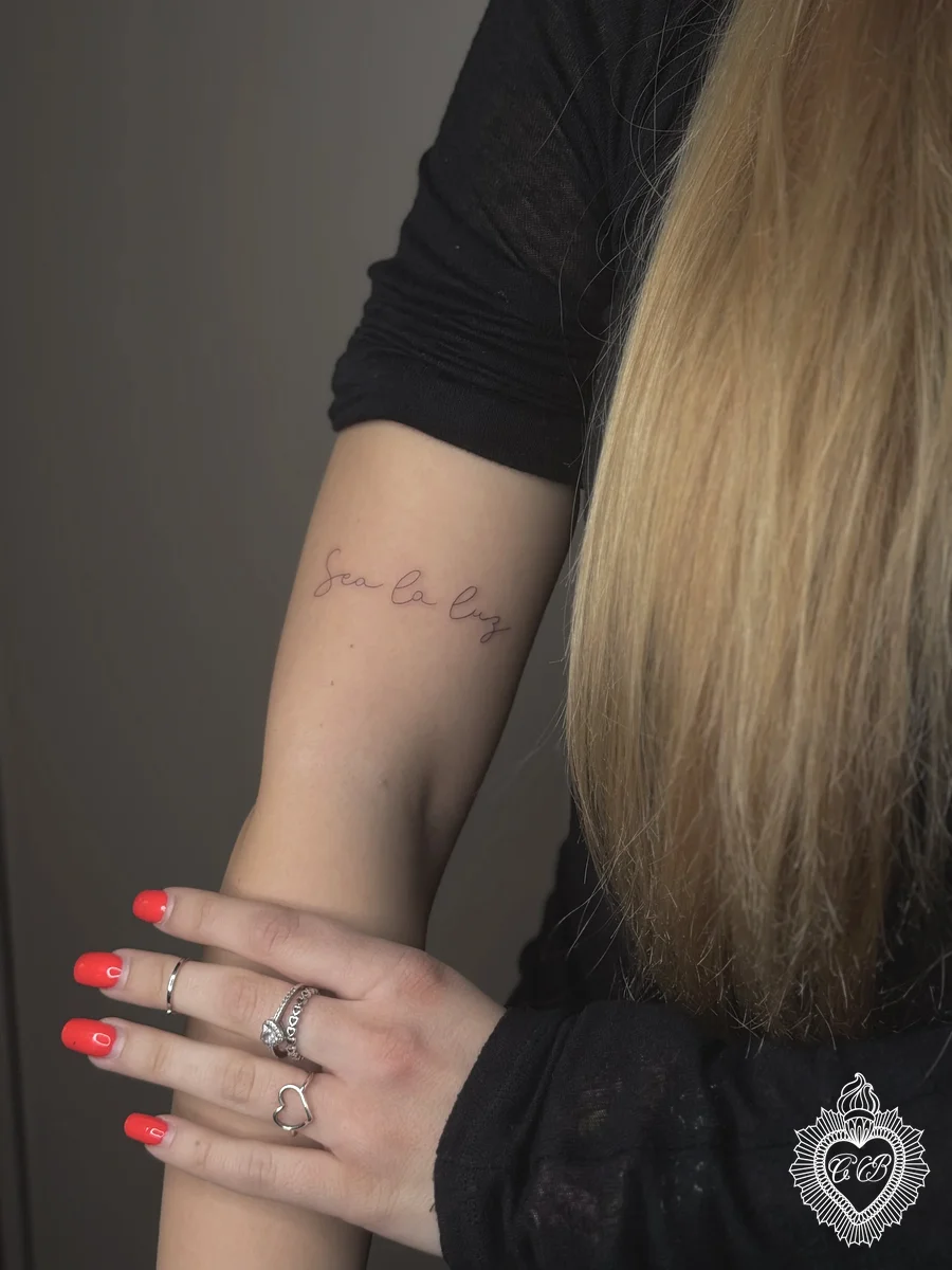 Tatuaggio Fine Line 97 di Chantal Bortolussi