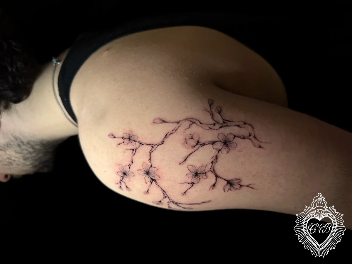 Tatuaggio Fine Line 20 di Chantal Bortolussi