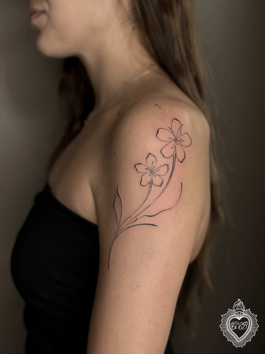 Tatuaggio Fine Line 35 di Chantal Bortolussi