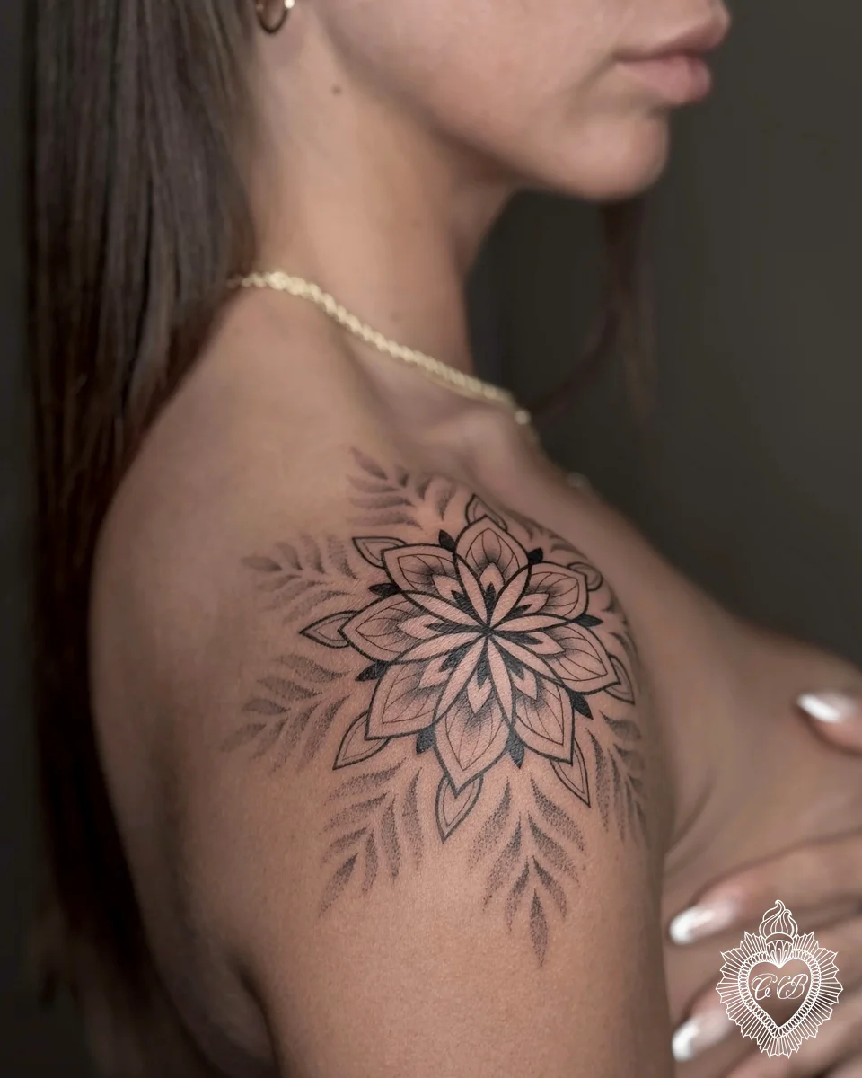 Tatuaggio Fine Line 40 di Chantal Bortolussi