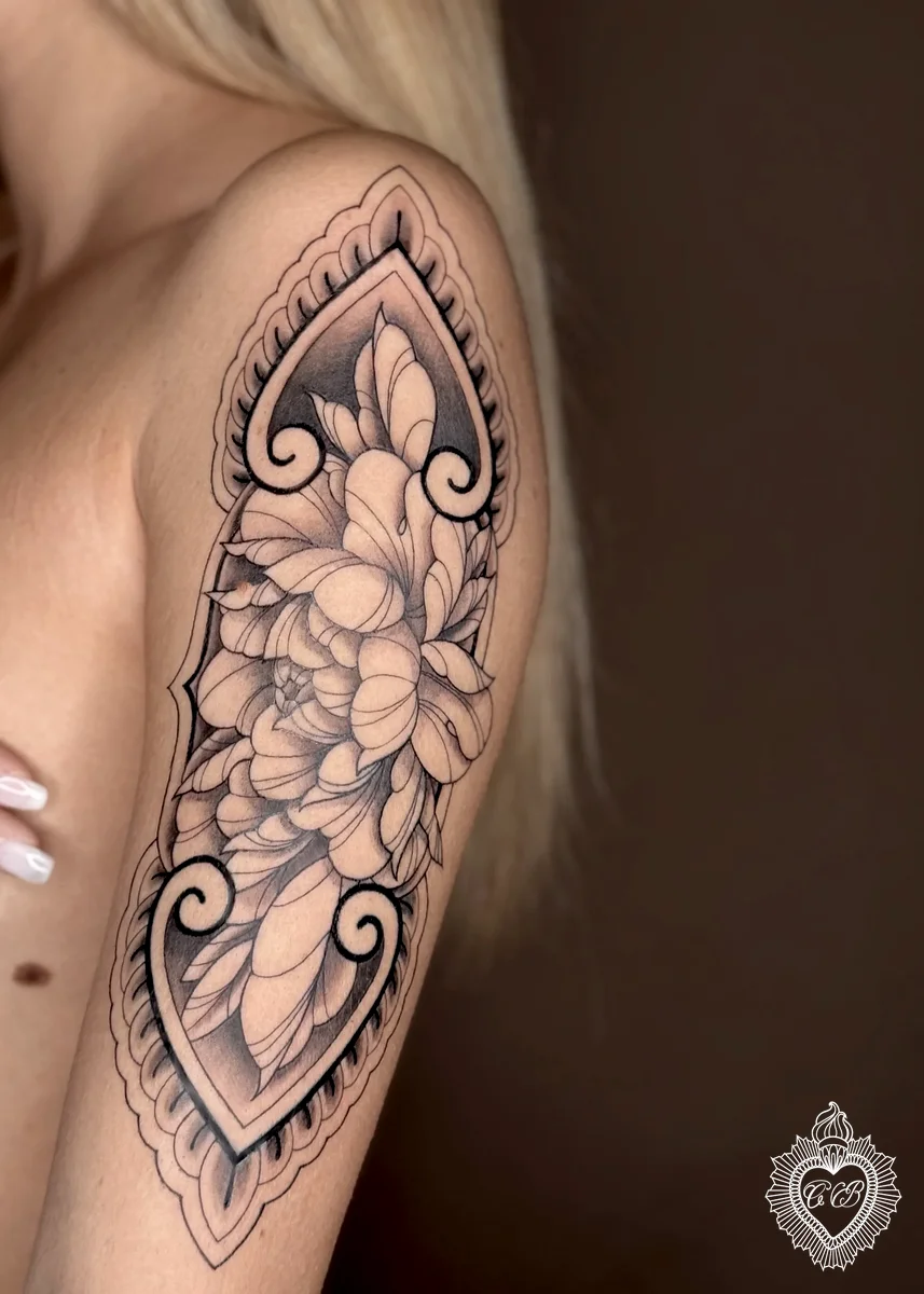 Tatuaggio Ornamental 10 di Chantal Bortolussi